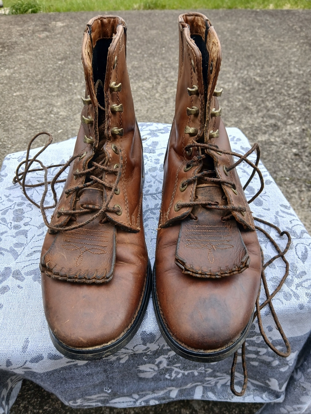 Ariat Women's Size 8 Brown Leather Lace-Up Work Boots - Picture 2 of 12